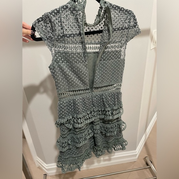 Romeo & Juliet Sage green knee length dress. Size S - Picture 2 of 5